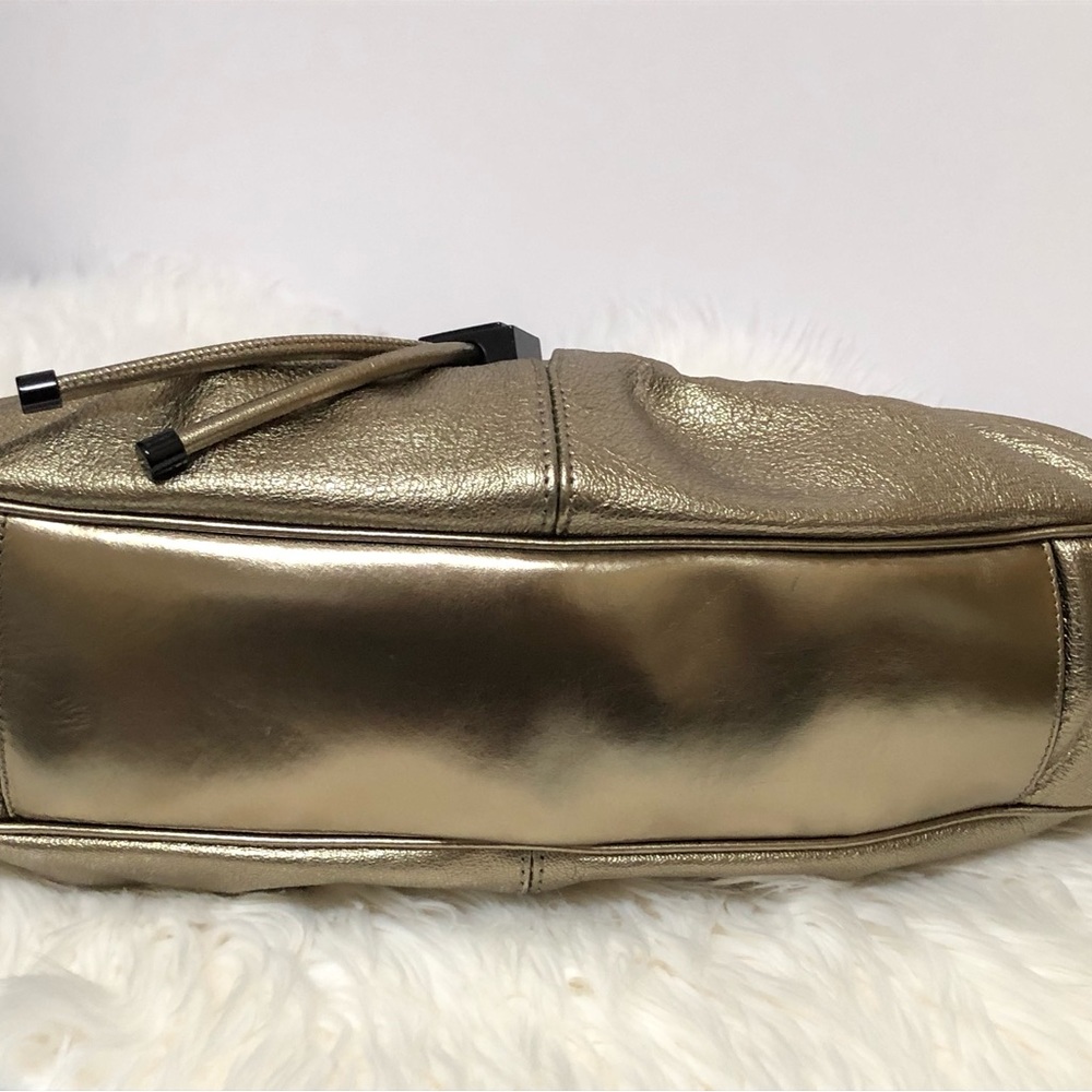 Burberry Handbag Metallic Goldstone Color Rare - Picture 14 of 16